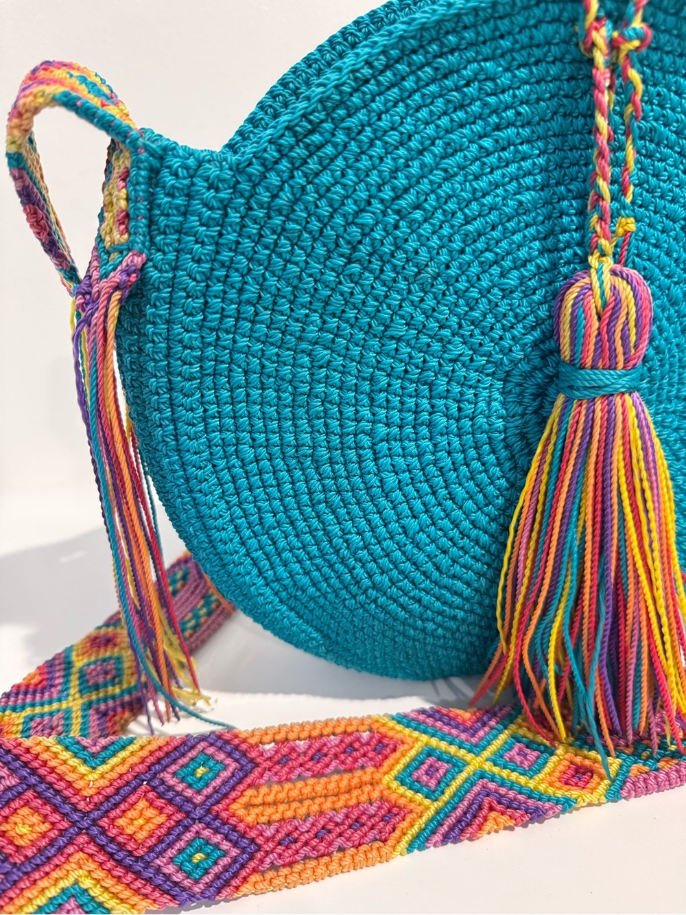 Handmade Rare Wayuu Colombian Mochila bag teal and multi color round - Picture 3 of 11